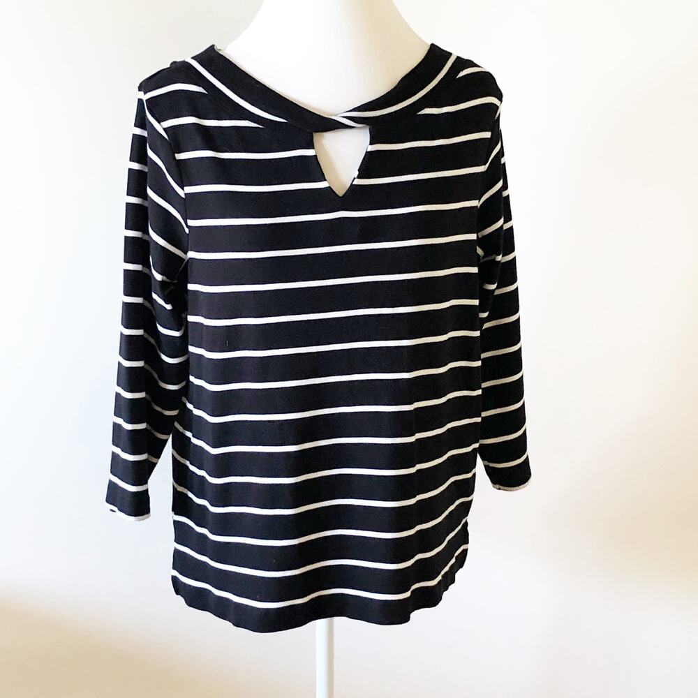 Chico's Black White Nautical Stripe Coastal Keyhole top Size 2 Large